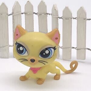 MEI MEI REEVES SHORTHAIR CAT #3803 - Littlest Pet Shop - Hasbro LPS Barcode